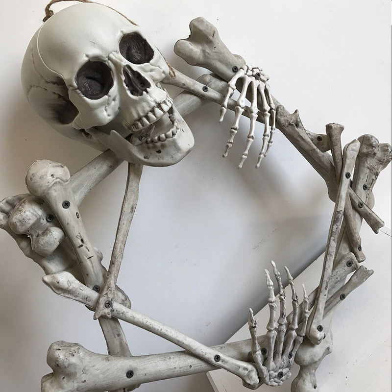 Halloween Skull Skeleton Wreath