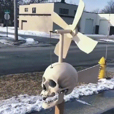 Spinning Skull Head Windmill